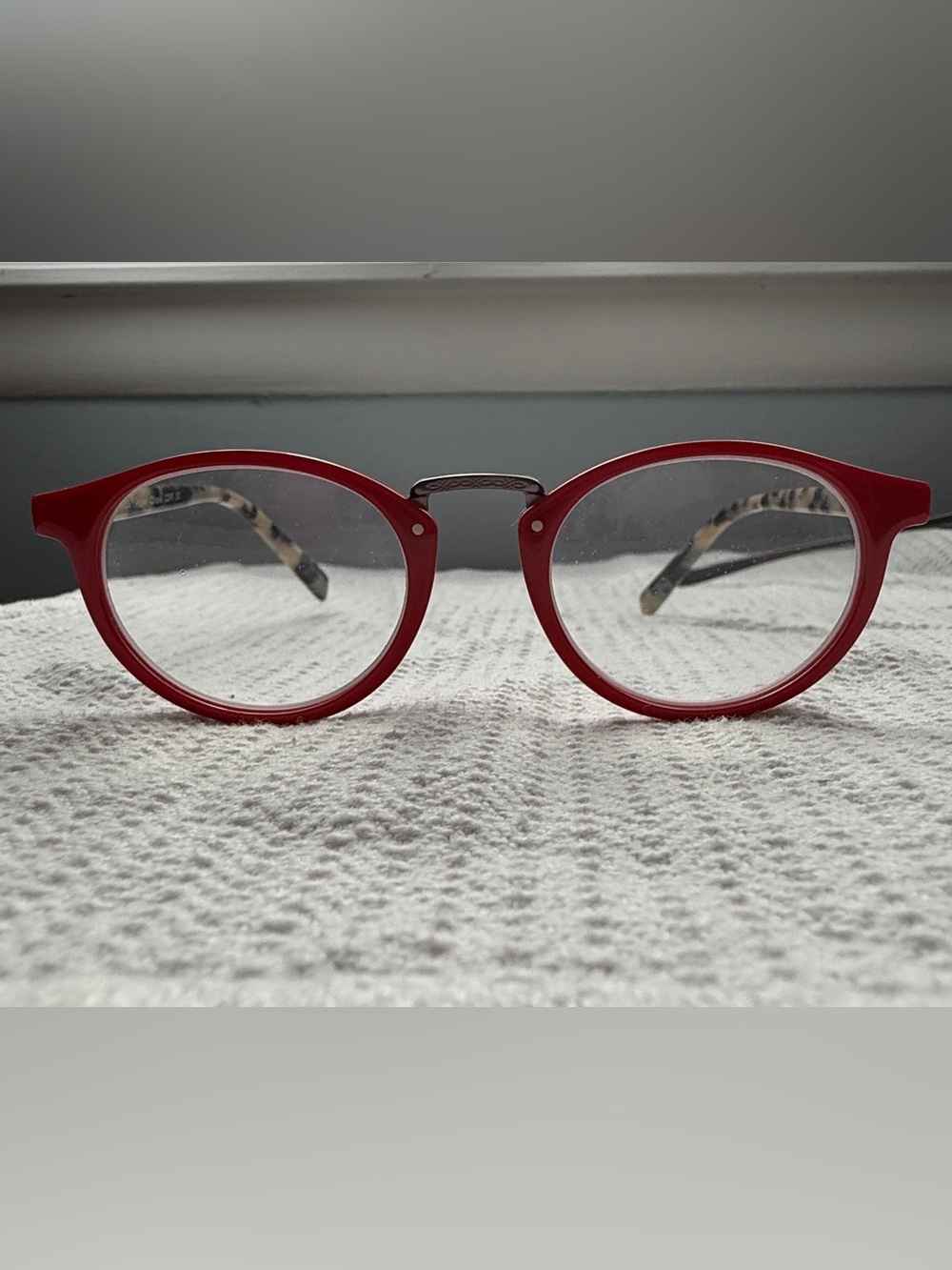 Eyebobs Readers - Red And Tortoise View 2